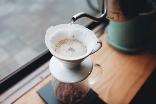 Filtre Kahve Nedir, Nasıl Hazırlanır? Makine, V60, Chemex ve French Press